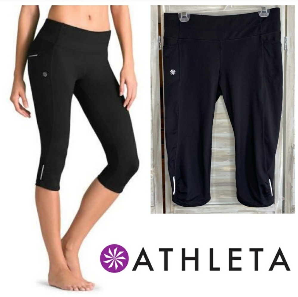 Athleta Be Free Knickers Black Capri Leggings M